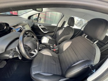 Peugeot 2008 1.2 puretech 82ch ss etg5 allure occasion paris 15ème (75) simplicicar simplicibike france
