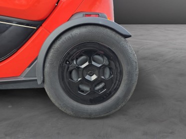 Renault twizy life 45 batterie en location garantie 12 mois occasion simplicicar vichy simplicicar simplicibike france