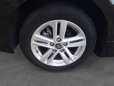 Toyota corolla pro hybride 122h dynamic business occasion montreuil (porte de vincennes)(75) simplicicar simplicibike france