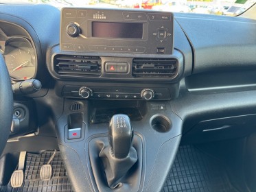 Citroen berlingo taille m bluehdi 100 bvm club 3 places premiere main occasion simplicicar la ciotat simplicicar simplicibike...