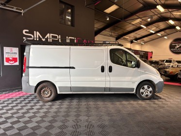 Opel vivaro fourgon gn f2900 l2h1 2.0 fap cdti 115 ch tva récuperable garantie 12 mois occasion  simplicicar aix les bains...