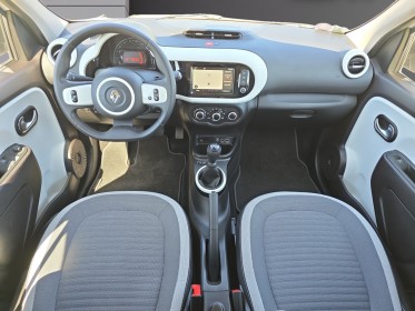 Renault twingo iii sce 65 - 21 limited gps garantie 12 mois occasion simplicicar vichy simplicicar simplicibike france