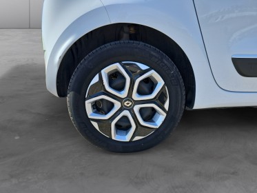 Renault twingo iii sce 65 - 21 limited gps garantie 12 mois occasion simplicicar vichy simplicicar simplicibike france