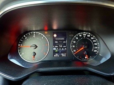 Renault clio v 1.5 dci 85ch. business apple carplay  android auto / radars de recul / gps / garantie 12 mois occasion avignon...