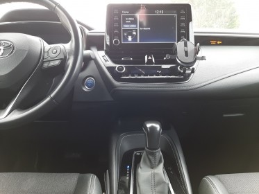 Toyota corolla hybride my22 2022 122h design full entretien toyota garantie constructeur apple car play caméra de recul...