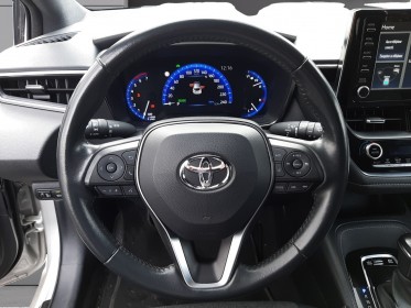 Toyota corolla hybride my22 2022 122h design full entretien toyota garantie constructeur apple car play caméra de recul...