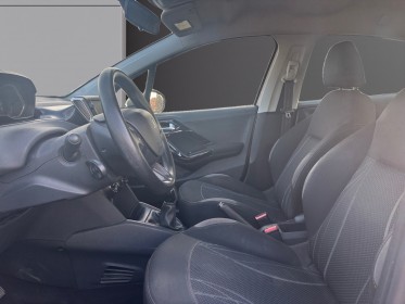 Peugeot 208 1.4 hdi 68ch bvm5 access garantie 12 mois occasion montpellier (34) simplicicar simplicibike france