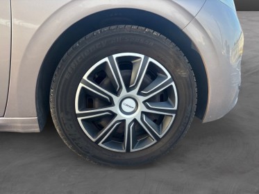 Peugeot 208 1.4 hdi 68ch bvm5 access garantie 12 mois occasion montpellier (34) simplicicar simplicibike france