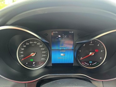 Mercedes glc 300 9g-tronic 4matic amg line État neuf suivi d'entretien complet mercedes / sièges av chauffants.. occasion...