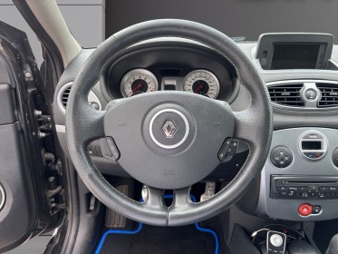 Renault clio iii 1.6 16v 128 gt occasion  simplicicar vaucresson nice - pfvauto simplicicar simplicibike france