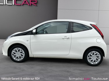 Toyota aygo my19 1.0 vvt-i x-play occasion toulouse (31) simplicicar simplicibike france