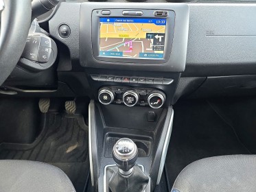 Dacia duster série 15 ans dci 115 ch 4x2  carplay caméra multi vues garantie 12 mois occasion simplicicar vichy simplicicar...