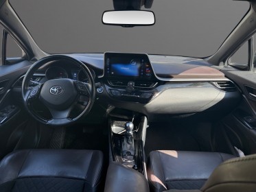 Toyota c-hr hybride 122h graphic - full entretiens toyota - garantie toyota occasion paris 17ème (75)(porte maillot)...
