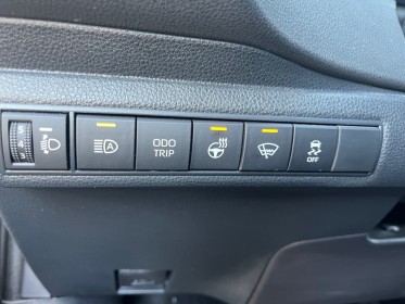 Toyota corolla touring sports hybride my22 122h design -garantie 12mois - carplay - sieges chauffant - camera de recul -...