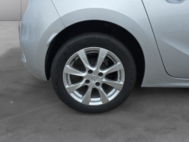 Opel corsa 1.2 75 ch bvm5 elégance business première main révisée garantie 12 mois occasion simplicicar vichy simplicicar...