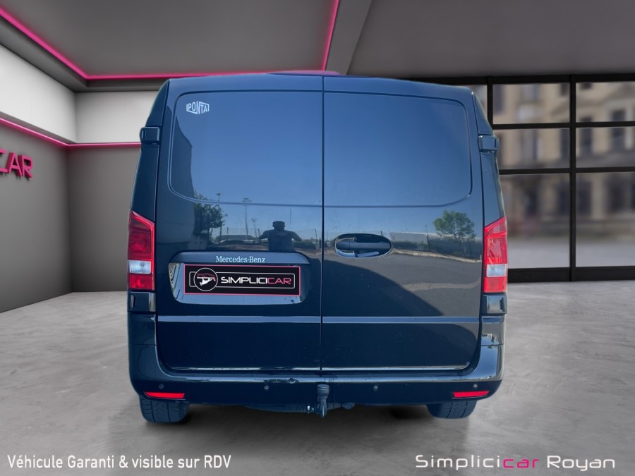 MERCEDES d'occasion VITO MIXTO LONG SELECT de 2022 Royan (17)﻿