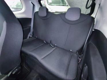 Citroen c1 c1 vti 72 feel faible kilométrage garantie un an moteur à chaine origine toyota occasion simplicicar amiens ...