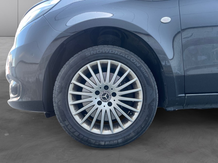 MERCEDES d'occasion VITO MIXTO LONG SELECT de 2022 Royan (17)﻿