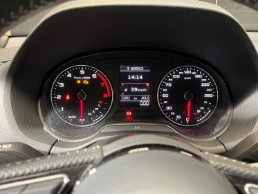 Audi q2 q2 30 tfsi 116 bvm6 s line garantie 12 mois occasion simplicicar saint-jean simplicicar simplicibike france