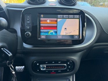 Smart fortwo coupe 109 ch brabus xclusive sono jbl / cuir / vehicule tres rare occasion champigny-sur-marne (94) simplicicar...