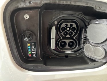 Bmw ix1 edrive 20 tout électrique m sport cuir végane crème garantie 12 mois constructeur occasion scl 56 - simplicicar...