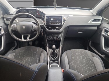 Peugeot 2008 1.6 bluehdi 75ch bvm5 style garantie 1 an ou 152 euros par mois occasion parc voitures beauvais simplicicar...