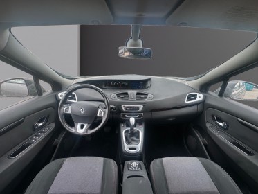 Renault grand scenic iii expression dci 110 fap eco2 edc 7 pl occasion avignon (84) simplicicar simplicibike france