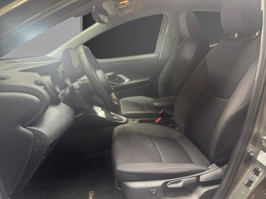 Toyota yaris hybride my22 116h design occasion simplicicar pau simplicicar simplicibike france