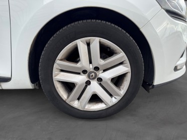 Renault clio iv business dci 90 e6c business  garantie 12 mois occasion simplicicar vernon simplicicar simplicibike france
