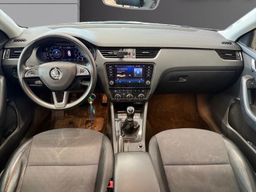 Skoda octavia combi 1.6 tdi 116 ch scr fap edition garantie 12 mois occasion scl 56 - simplicicar vannes simplicicar...