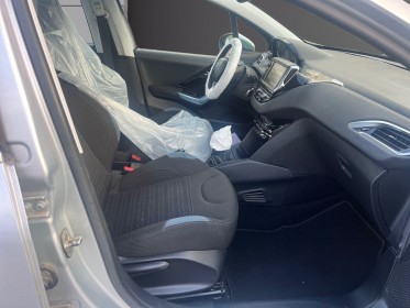 Peugeot 208 1.4 hdi 68ch fap bvm5 allure occasion avignon (84) simplicicar simplicibike france