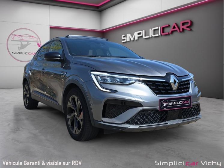 Renault arkana e-tech 145 ch r.s. line toit ouvrant caméra de recul siéges avants et volant chauffants garantie 12 mois...