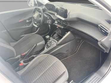 Peugeot 2008 130 ss bvm6 active  attelage et cam de recul occasion simplicicar la fleche simplicicar simplicibike france