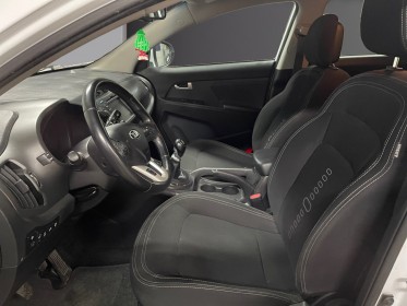 Kia sportage 2.0 crdi 136 4wd active // attelage remorque occasion simplicicar pertuis  simplicicar simplicibike france