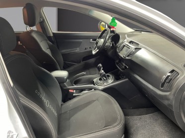 Kia sportage 2.0 crdi 136 4wd active // attelage remorque occasion simplicicar pertuis  simplicicar simplicibike france