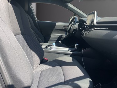 Toyota c-hr hybride my20 1.8l dynamic, caméra de recul, sièges chauffants, radar av/ar, carplay, garantie 12 mois occasion...