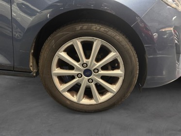 Ford fiesta 100 ch titanium -- garantie 12mois -- occasion simplicicar valence - ksv  simplicicar simplicibike france