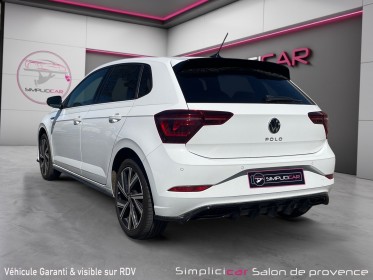 Volkswagen polo 1.0 tsi 95 r-line / iq light / carplay / clim auto / camera / garantie occasion simplicicar salon de provence...