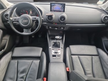 Audi a3 sportback sline 2.0 tdi 184   cuir xenon toit pano boite 6 camera garantie 12 mois occasion avignon (84) simplicicar...