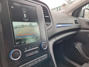 Renault megane iv berline blue dci 115 intens / garantie 12 mois minimum / occasion simplicicar pontarlier simplicicar...