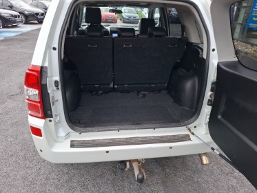 Suzuki grand vitara 129 luxe 4x4  attelage occasion simplicicar velay simplicicar simplicibike france