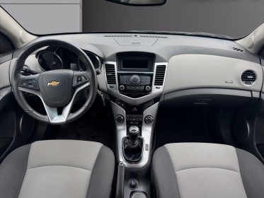 Chevrolet cruze 1.8 16v 141 lt occasion simplicicar beaune simplicicar simplicibike france