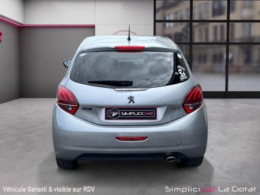 Peugeot 208 bluehdi 100ch ss bvm5 gt line/ distribution neuve occasion simplicicar la ciotat simplicicar simplicibike france