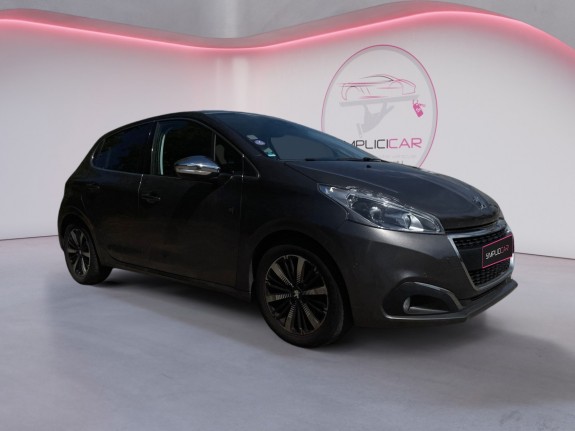 Peugeot 208 110ch ss bvm6 tech edition/toit pano/caméra de recul/park assist occasion simplicicar orgeval  simplicicar...