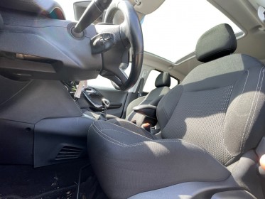 Peugeot 208 110ch ss bvm6 tech edition/toit pano/caméra de recul/park assist occasion simplicicar orgeval  simplicicar...