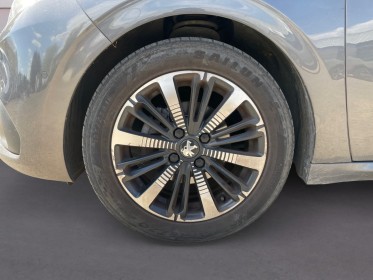 Peugeot 208 110ch ss bvm6 tech edition/toit pano/caméra de recul/park assist occasion simplicicar orgeval  simplicicar...