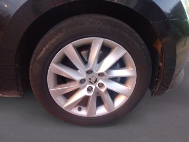 Skoda superb 2.0 tdi 150 dsg7 sportline distribution faite occasion montreuil (porte de vincennes)(75) simplicicar...