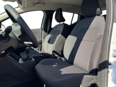 Dacia sandero sce 65 essential / État neuf occasion simplicicar st-maximin simplicicar simplicibike france