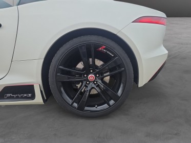 Jaguar f-type s v6 380ch. État neuf - suivi complet jaguar - sound meridian - sièges sport elec - toit pano occasion...