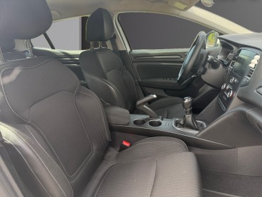 Renault megane iv berline business tce 115 energy business garantie 12 mois occasion abbeville simplicicar simplicibike france